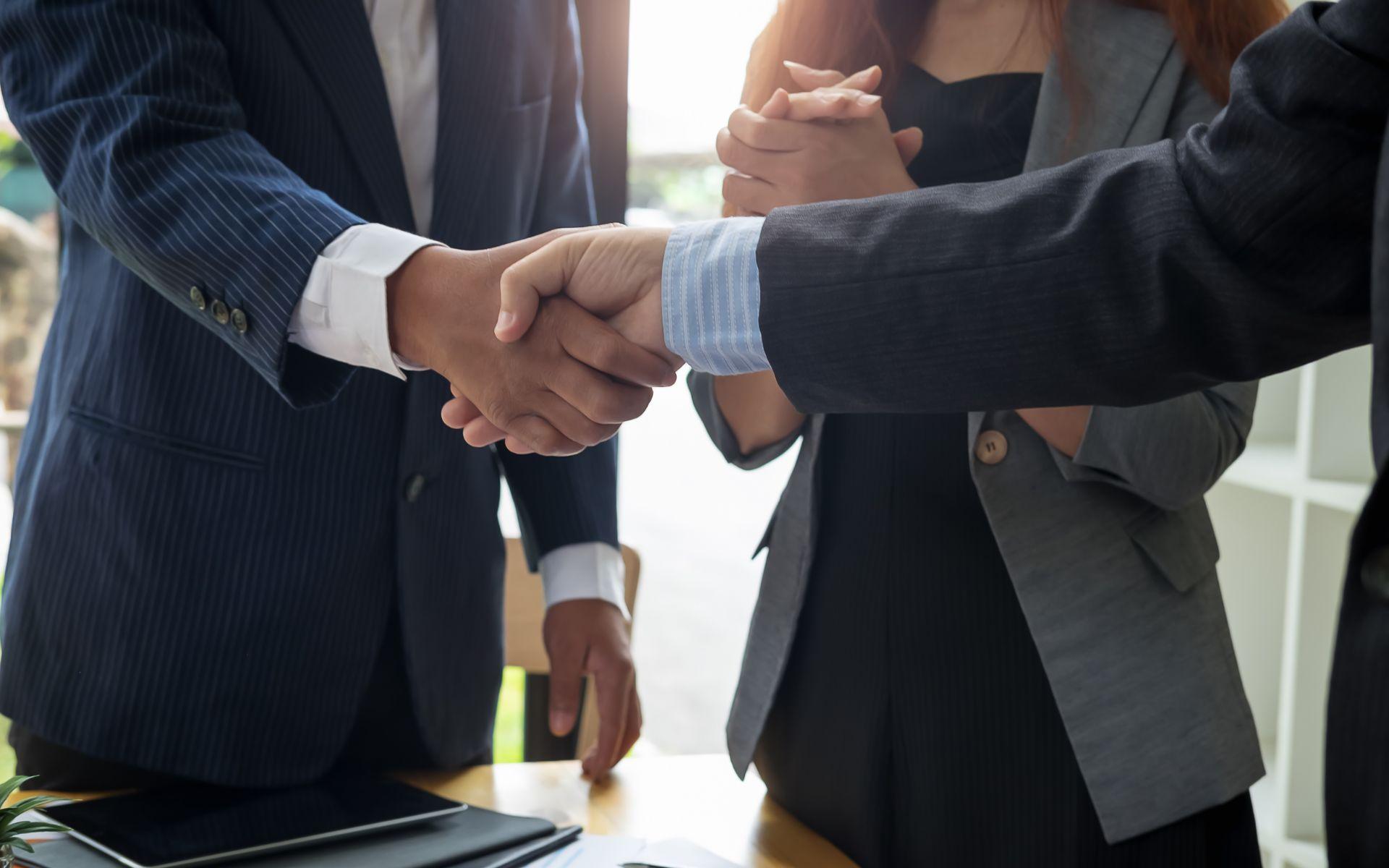 English for Strategic Negotiations